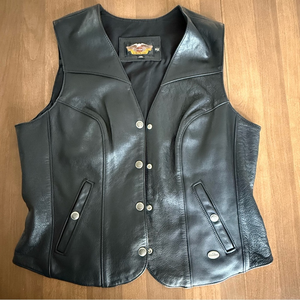 Classic Black Leather Vest - Women's Button Front - Picture 7 of 11